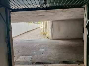 Garagem para Venda em Póvoa de Santa Iria e Forte da Casa