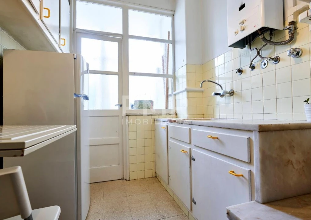 Apartamento T2 para Venda em Lumiar Foto 7