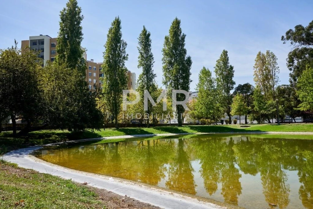 Apartamento T2 para Venda em Lumiar Foto 17