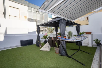 Apartamento T1 para Venda em Baixa da Banheira e Vale da Amoreira