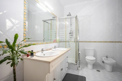 Apartamento T1 para Venda em Baixa da Banheira e Vale da Amoreira