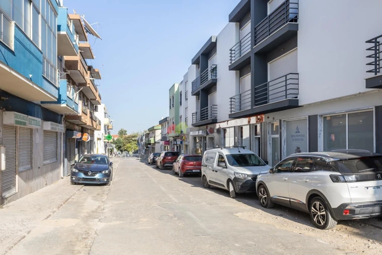 Apartamento T1 para Venda em Baixa da Banheira e Vale da Amoreira Foto 25