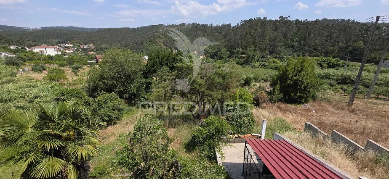 Moradia T3 para Venda em Almalagues Foto 5