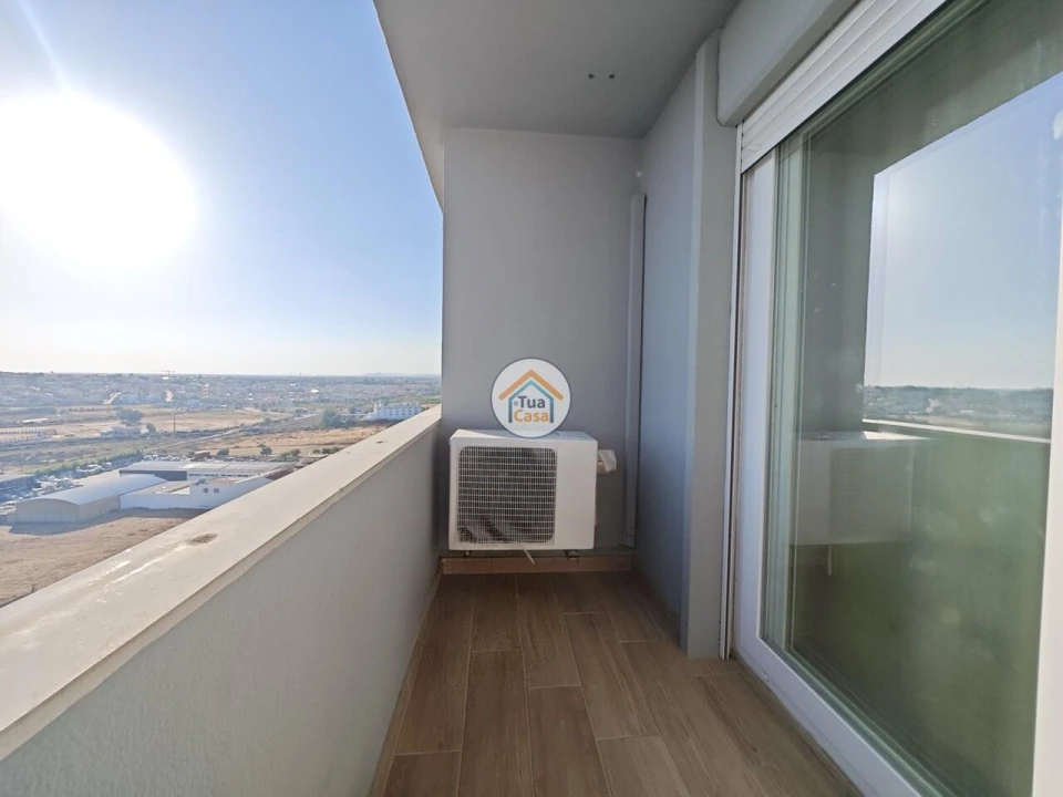 Apartamento T3 para Venda em Faro (Sé e São Pedro) Foto 4