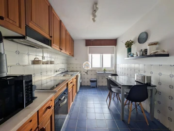 Apartamento T3 para Venda em Faro (Sé e São Pedro)
