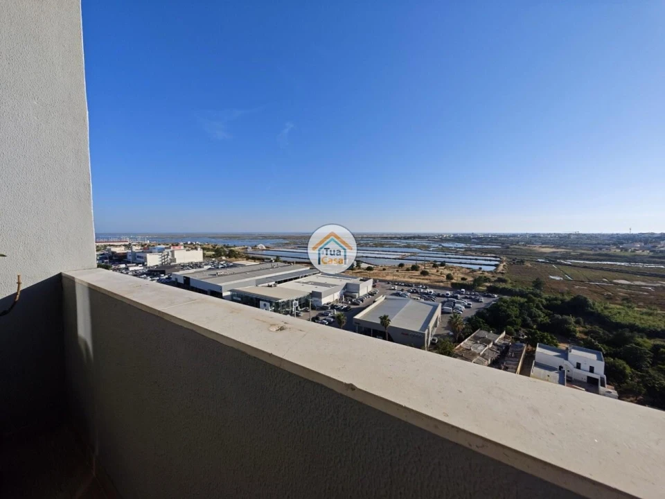 Apartamento T3 para Venda em Faro (Sé e São Pedro) Foto 6