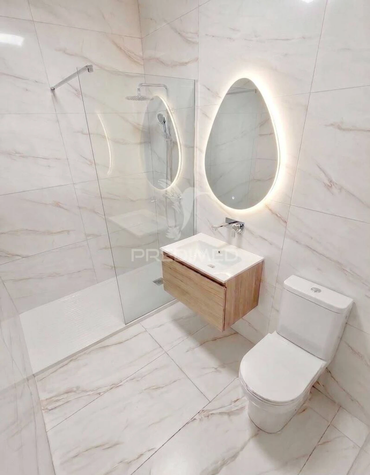 Apartamento T2 para Venda em Funchal (Santa Maria Maior) Foto 2