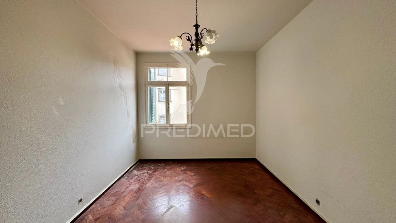 Apartamento T2 para Venda em Funchal (Santa Maria Maior) Foto 4