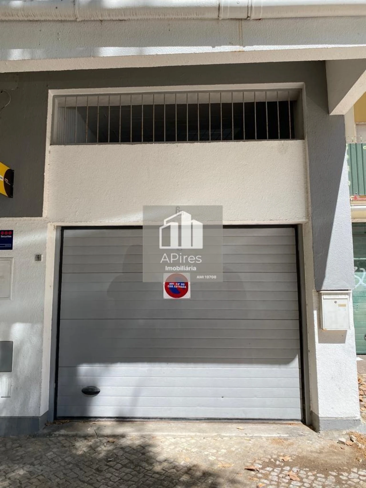 Garagem para Venda em Costa da Caparica Foto 2