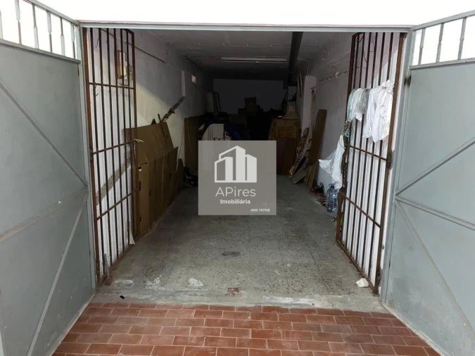 Garagem para Venda em Costa da Caparica Foto 7