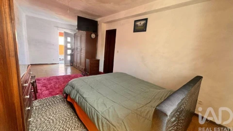 Moradia T4 para Venda em Vila de Punhe