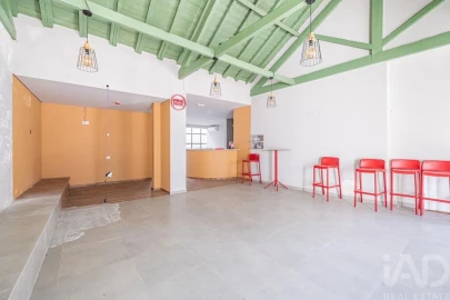 Prédio para Venda em União das Freguesias de Setúbal