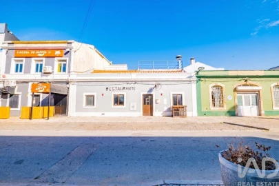 Prédio para Venda em União das Freguesias de Setúbal