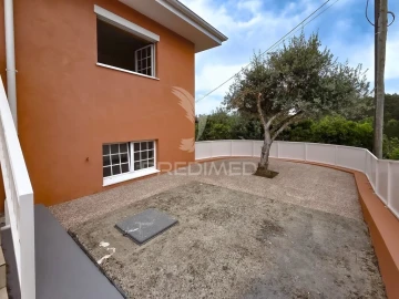 Moradia T3 para Venda em Canedo, Vale e Vila Maior