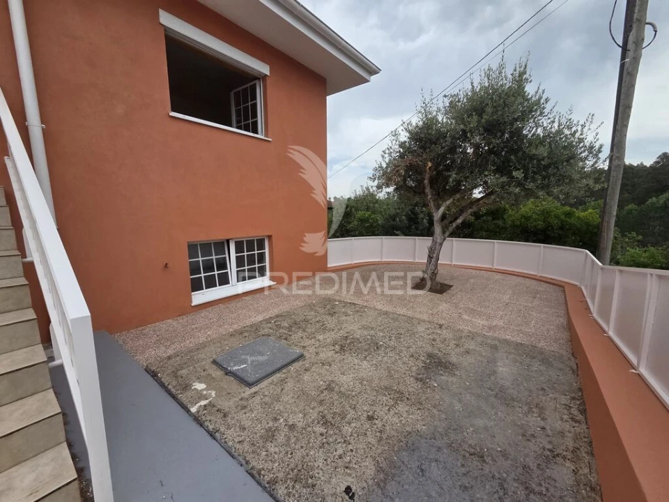 Moradia T3 para Venda em Canedo, Vale e Vila Maior Foto 5