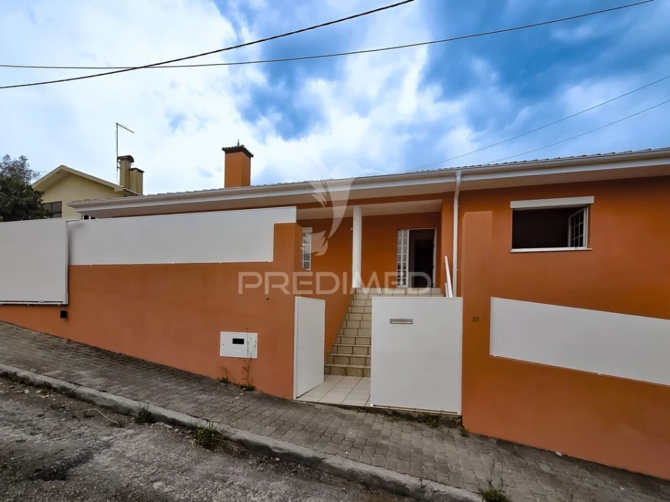 Moradia T3 para Venda em Canedo, Vale e Vila Maior Foto 1