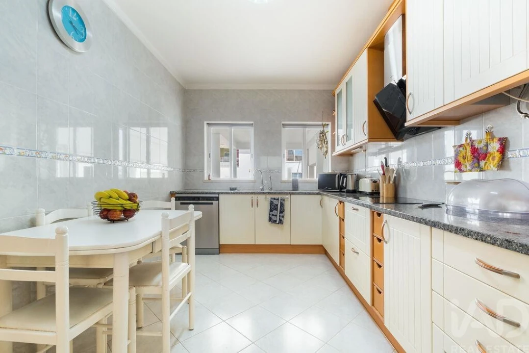 Moradia T3 para Venda em Alvor Foto 8