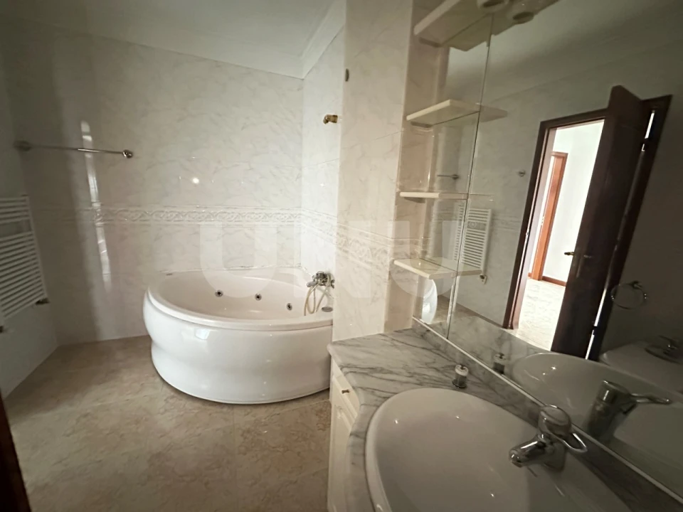 Apartamento T3 para Venda em Castelo Branco Foto 33