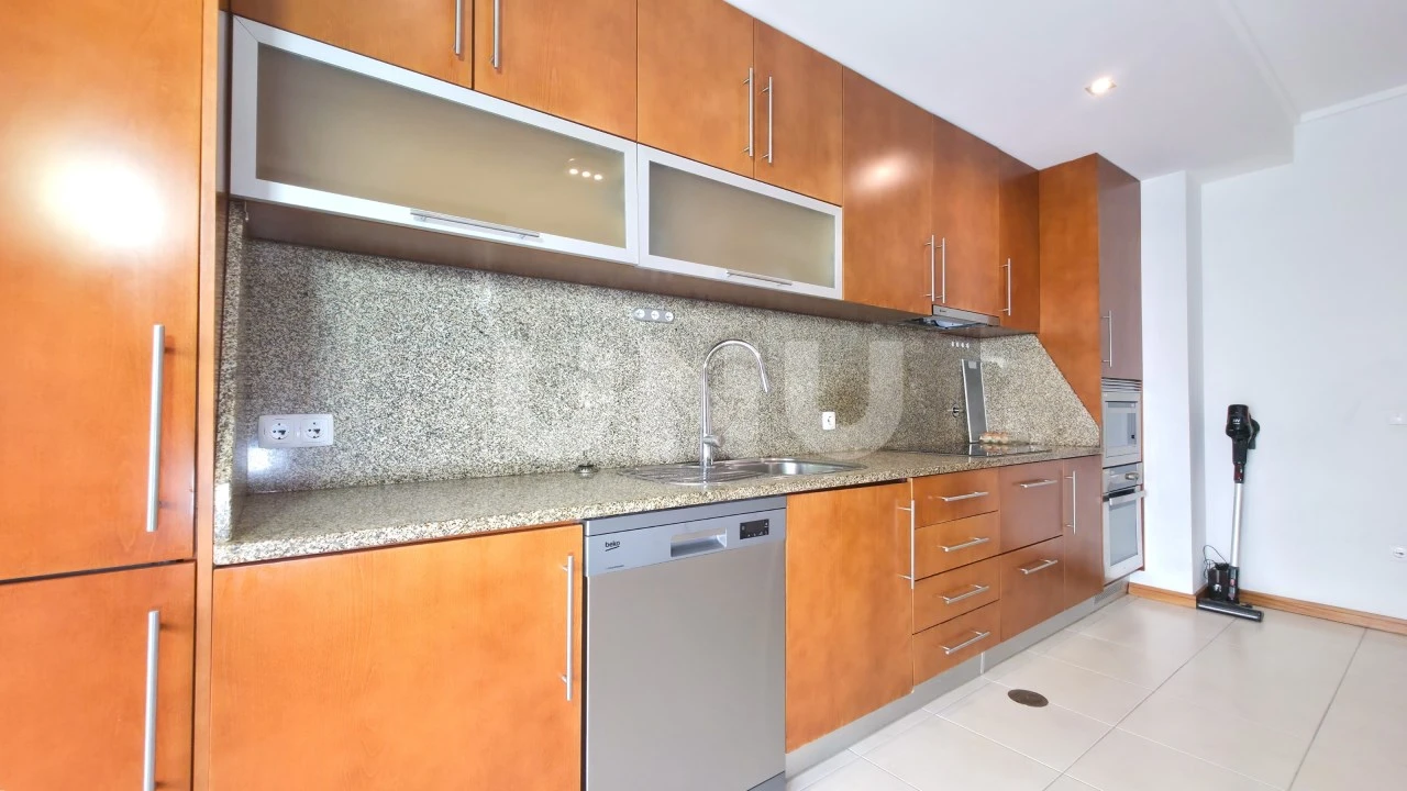 Apartamento T3 para Venda em Santa Maria da Feira, Travanca, Sanfins e Espargo Foto 7