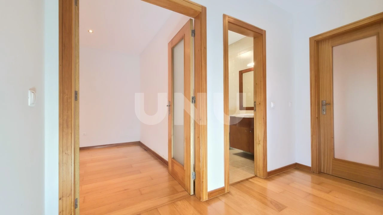 Apartamento T3 para Venda em Santa Maria da Feira, Travanca, Sanfins e Espargo Foto 10