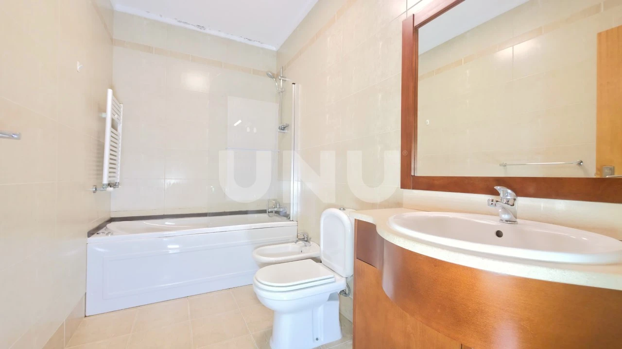 Apartamento T3 para Venda em Santa Maria da Feira, Travanca, Sanfins e Espargo Foto 11