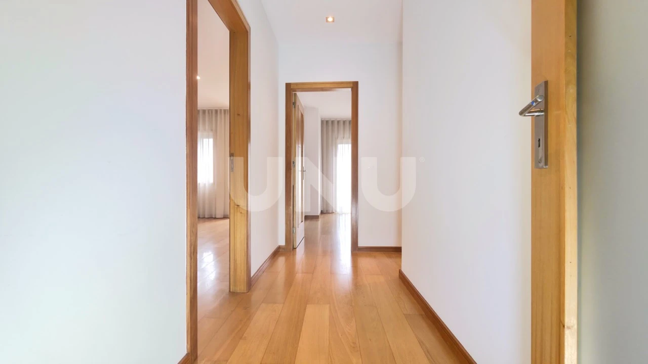 Apartamento T3 para Venda em Santa Maria da Feira, Travanca, Sanfins e Espargo Foto 12