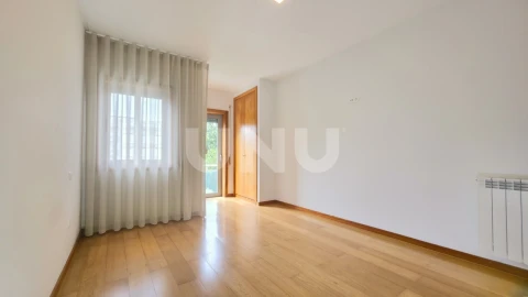 Apartamento T3 para Venda em Santa Maria da Feira, Travanca, Sanfins e Espargo