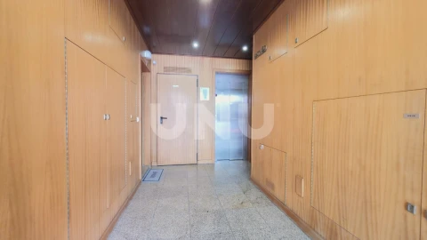 Apartamento T3 para Venda em Santa Maria da Feira, Travanca, Sanfins e Espargo