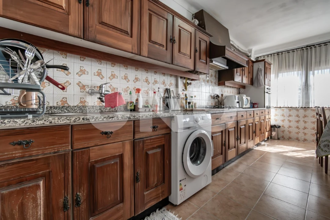 Apartamento T2 para Venda em Covilhã e Canhoso Foto 9