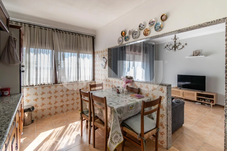 Apartamento T2 para Venda em Covilhã e Canhoso Foto 7
