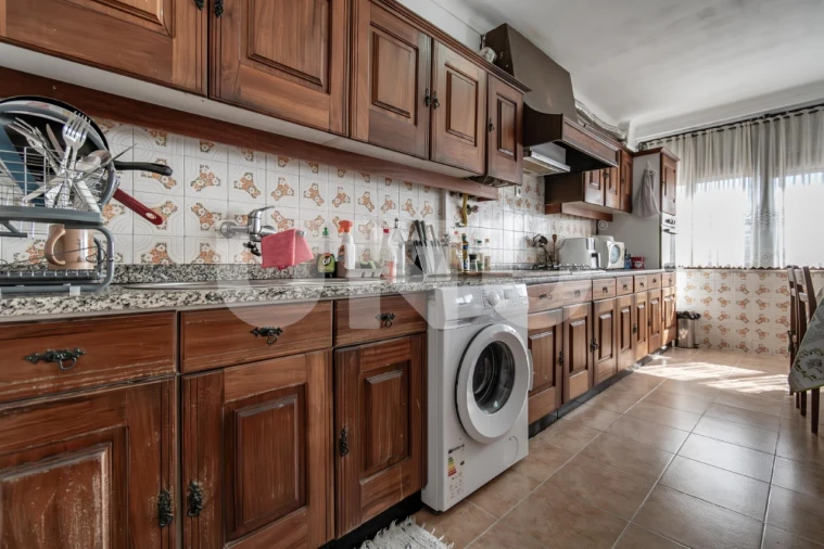 Apartamento T2 para Venda em Covilhã e Canhoso Foto 9