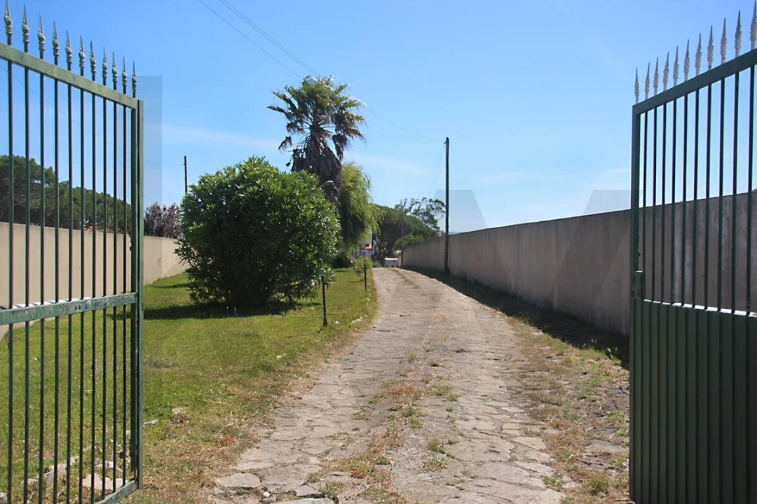 Moradia T5 para Venda em Santa Maria e São Miguel, São Martinho, São Pedro Penaferrim Foto 25