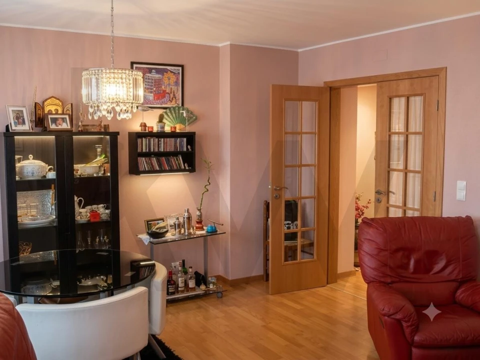 Apartamento T4 para Venda em Marvila Foto 5