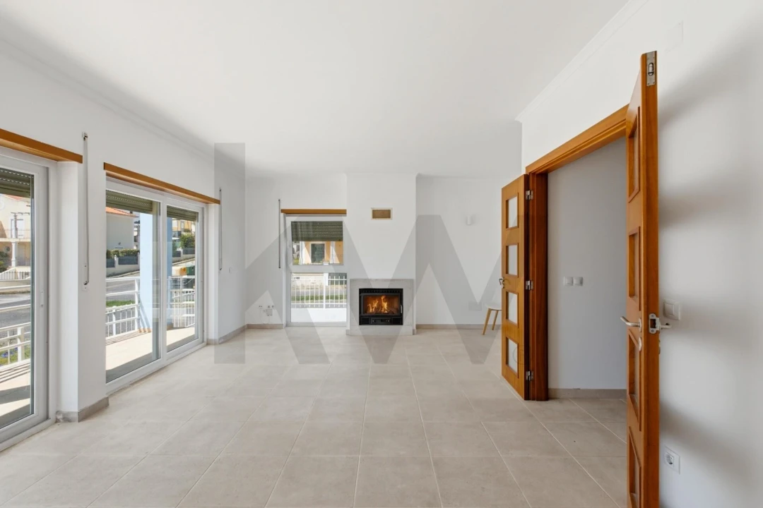Moradia T3 para Venda em Lourinhã e Atalaia Foto 10