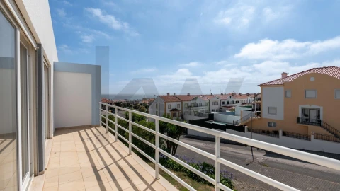 Moradia T3 para Venda em Lourinhã e Atalaia