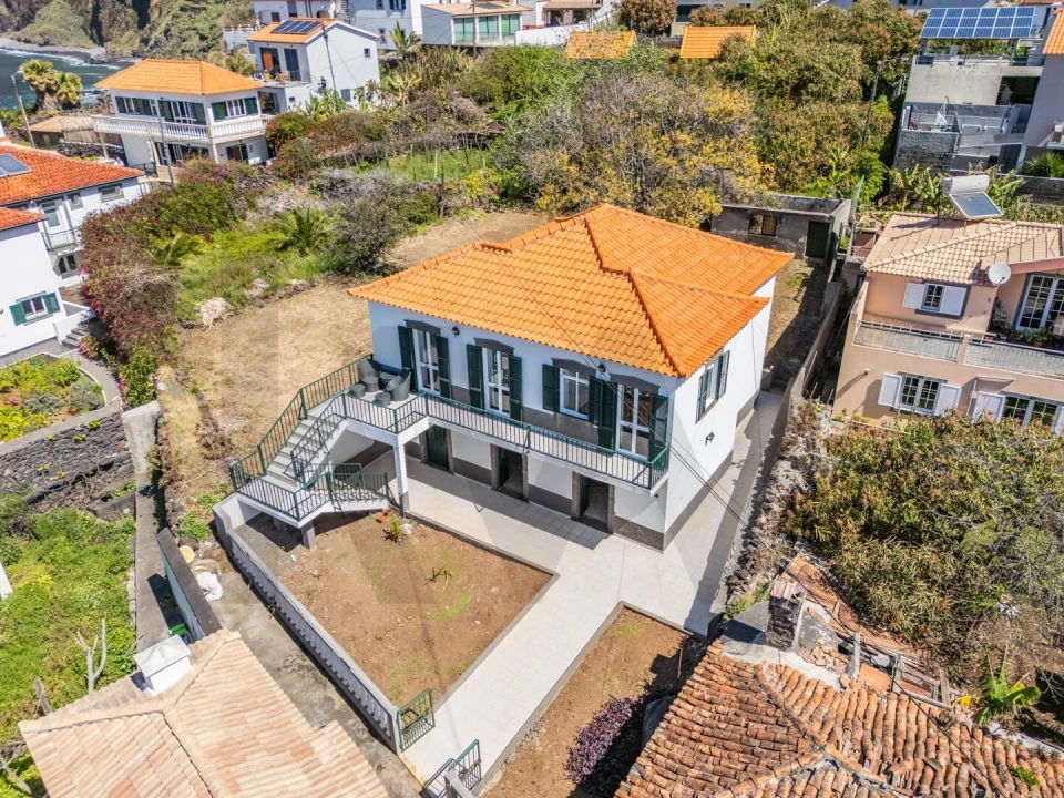 Moradia T3 para Arrendamento em Jardim do Mar Foto 1