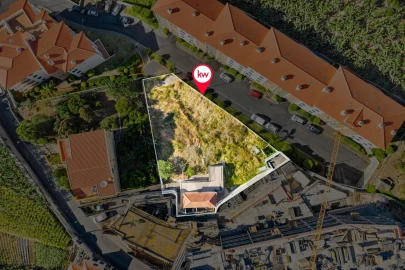 Terreno para Venda em Camara de Lobos