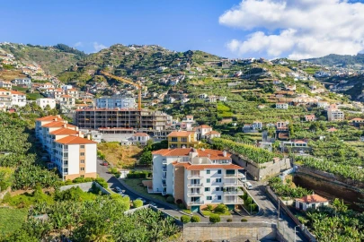 Terreno para Venda em Camara de Lobos