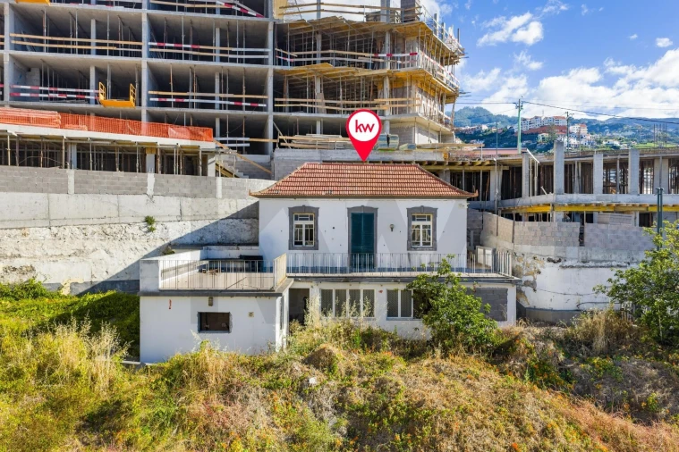 Terreno para Venda em Camara de Lobos Foto 14