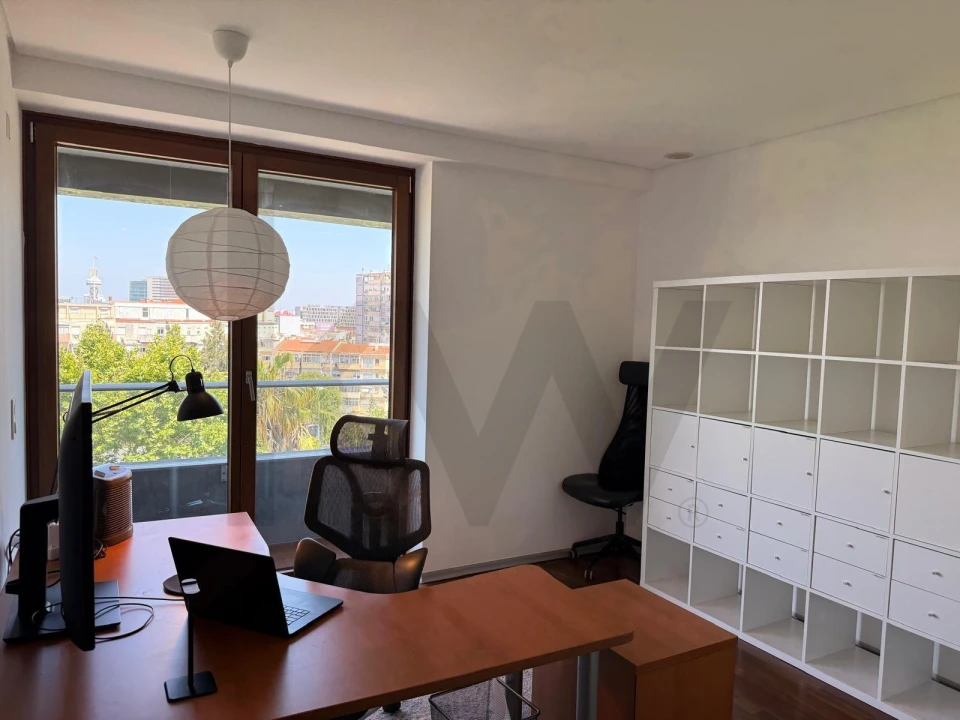 Apartamento T3 para Arrendamento em Moscavide e Portela Foto 10