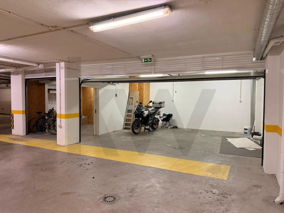 Apartamento T3 para Arrendamento em Moscavide e Portela Foto 24