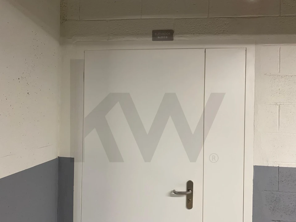 Apartamento T1 para Arrendamento em Marvila Foto 26