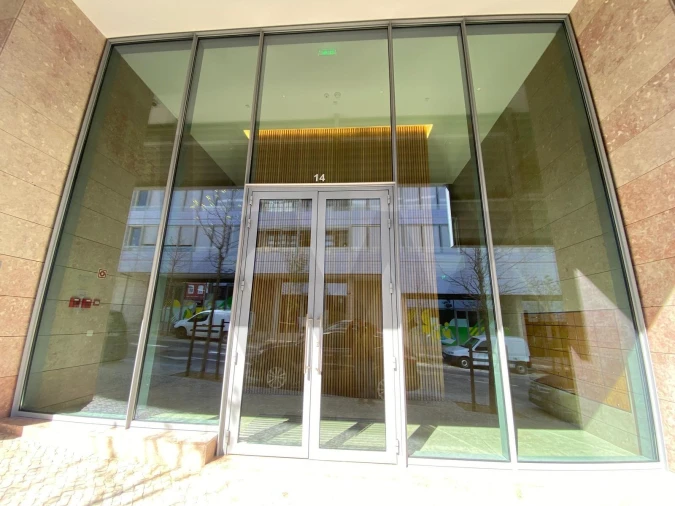 Apartamento T1 para Arrendamento em Marvila Foto 2