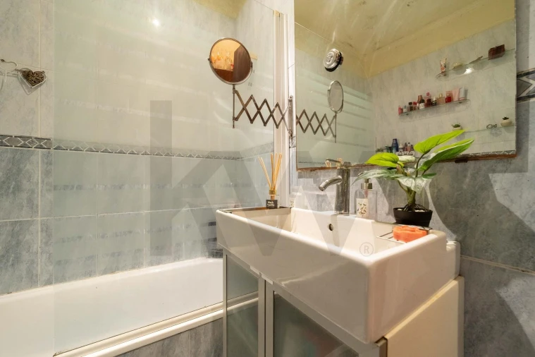Apartamento T2 para Venda em Alcantara Foto 5