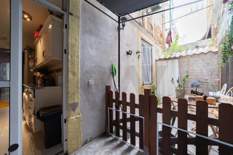 Apartamento T2 para Venda em Alcantara Foto 11