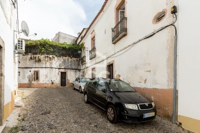Moradia T6 para Venda em Évora (São Mamede, Sé, São Pedro e Santo Antão)