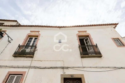 Moradia T6 para Venda em Évora (São Mamede, Sé, São Pedro e Santo Antão)