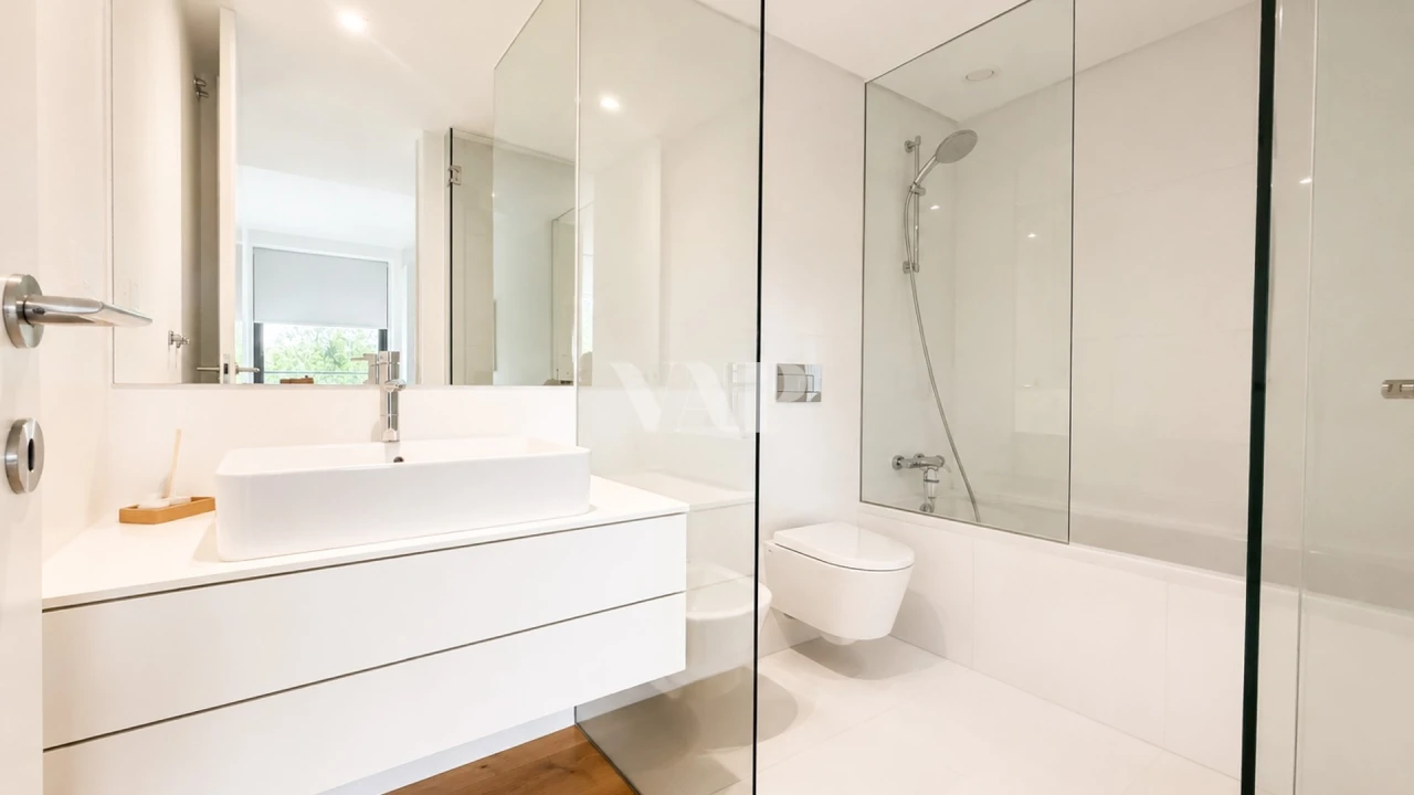 Apartamento T2 para Venda em Quarteira Foto 9