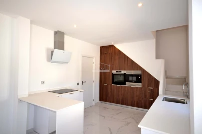 Moradia T3 para Venda em Loule (São Clemente)