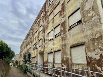 Apartamento T4 para Venda em Espinho